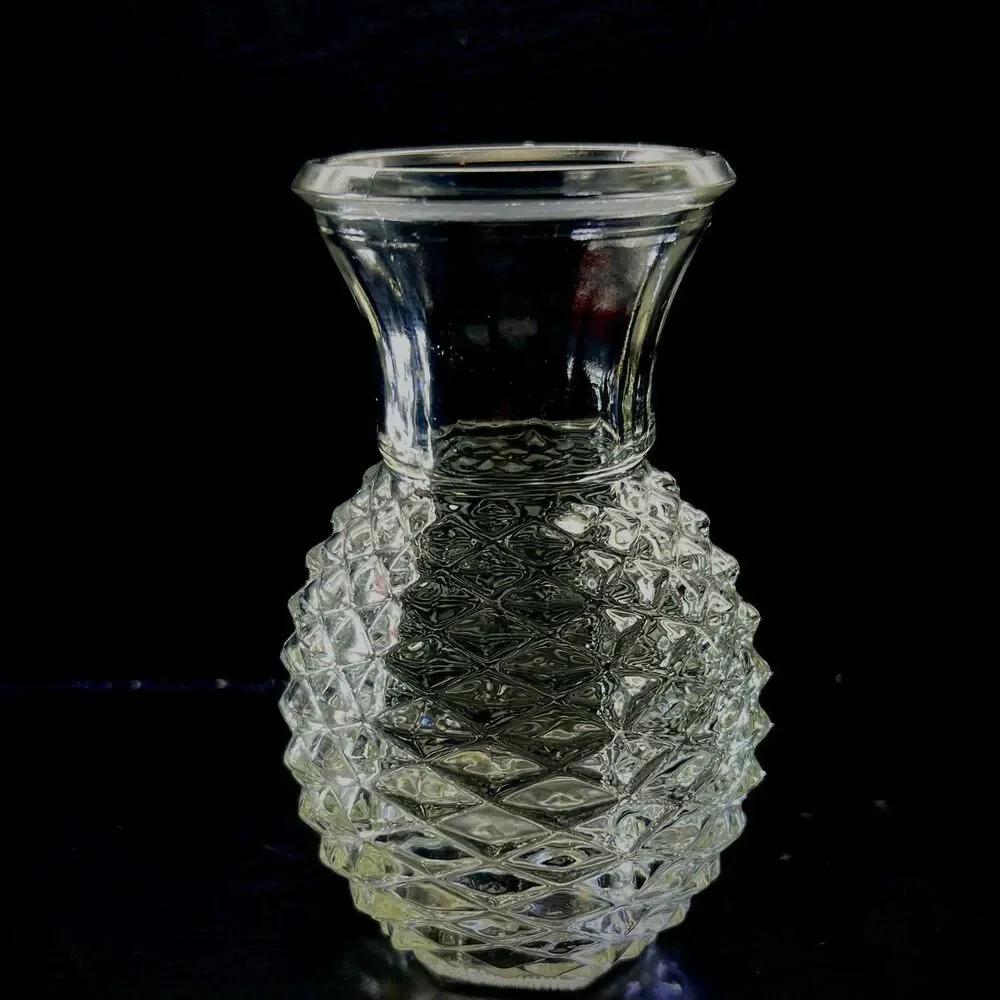 Vintage 1982 FTD Pineapple Shaped Diamond Point Pressed Glass 5.5